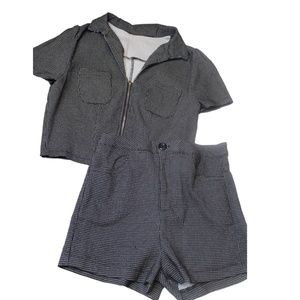 2 PIECE SHORT SET (BLACK AND WHITE)